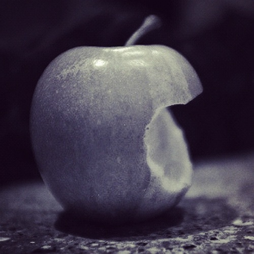 Apple Tribute